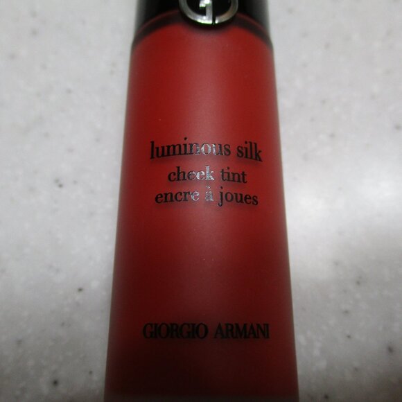 Armani Beauty Luminous Silk Cheek Tint Flaming Red - Picture 7 of 8